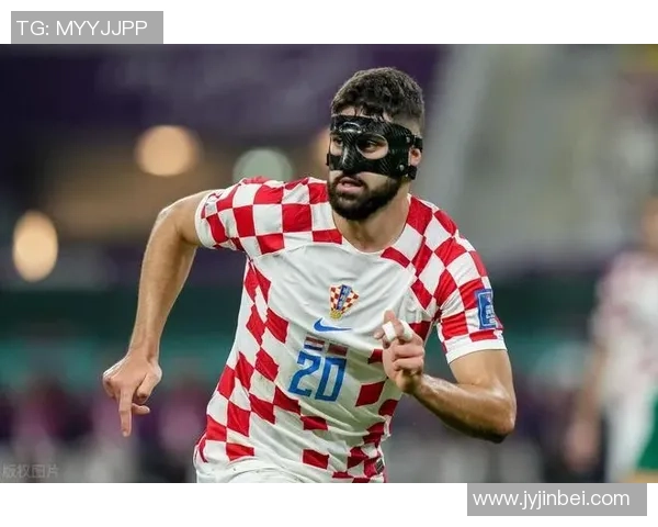 格瓦迪奥尔的崛起之路：从青涩小将到足球场上的新星