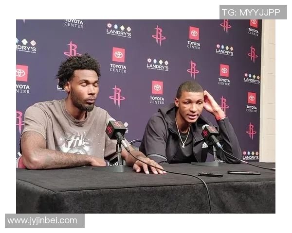 火箭队与灰熊队精彩对决回顾NBA录像带你重温比赛瞬间