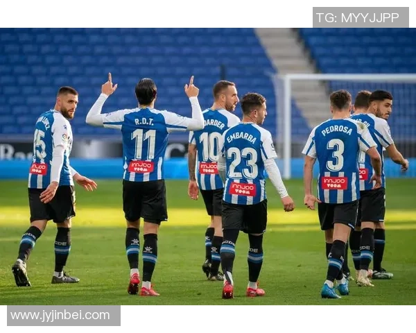 西班牙人迎战皇家球队力争主场胜利展现强大实力